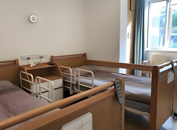 毕业入户深圳_广州正果养老院电话地址_养老服务平台 盗抢刑拘骗犯罪嫌万人疑人