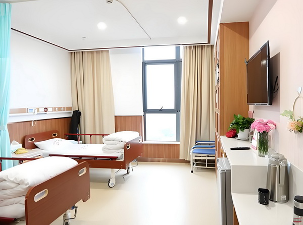 毕业入户深圳_广州正果养老院电话地址_养老服务平台 盗抢刑拘骗犯罪嫌万人疑人